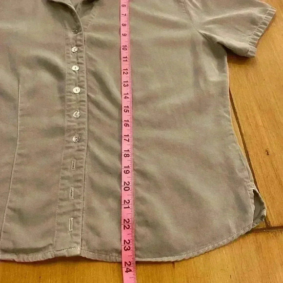 Cut Loose Women's Short Sleeve Button Down Tensel Soft Khake Blouse medium - Picture 7 of 11